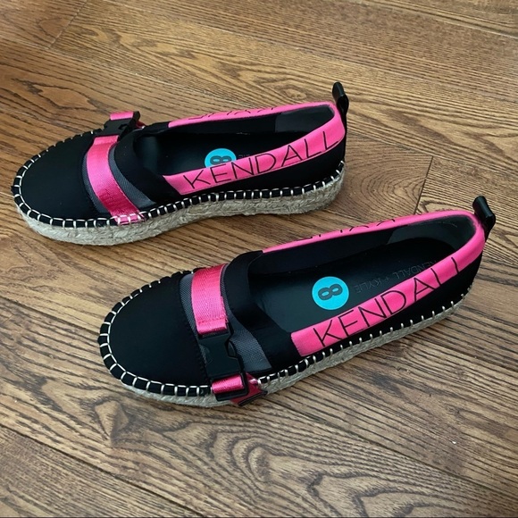 BNWT Kendall + Kylie women’s black and pink espadrilles in size 8 - Picture 2 of 12